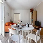 Max Apartmán Quartu SantʼElena