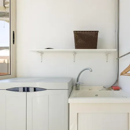 Max Apartment Quartu SantʼElena