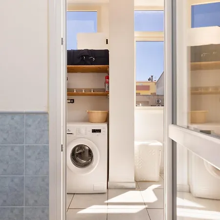 Max Apartment Quartu SantʼElena